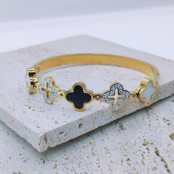 Gold Clover Fashion Bangle